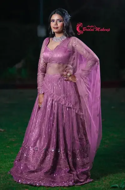 Engagement bride in Kalyan with a soft pink look